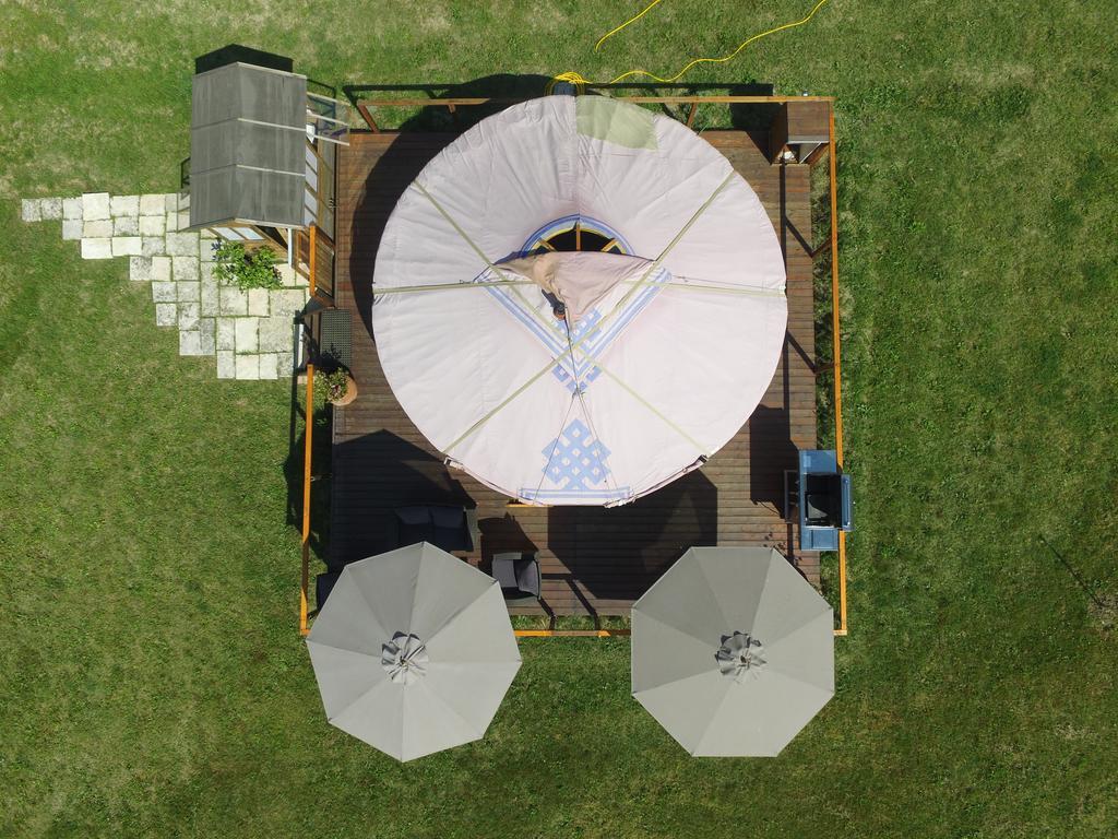 Hotel Glamping Abruzzo - The Yurt à Catignano Extérieur photo