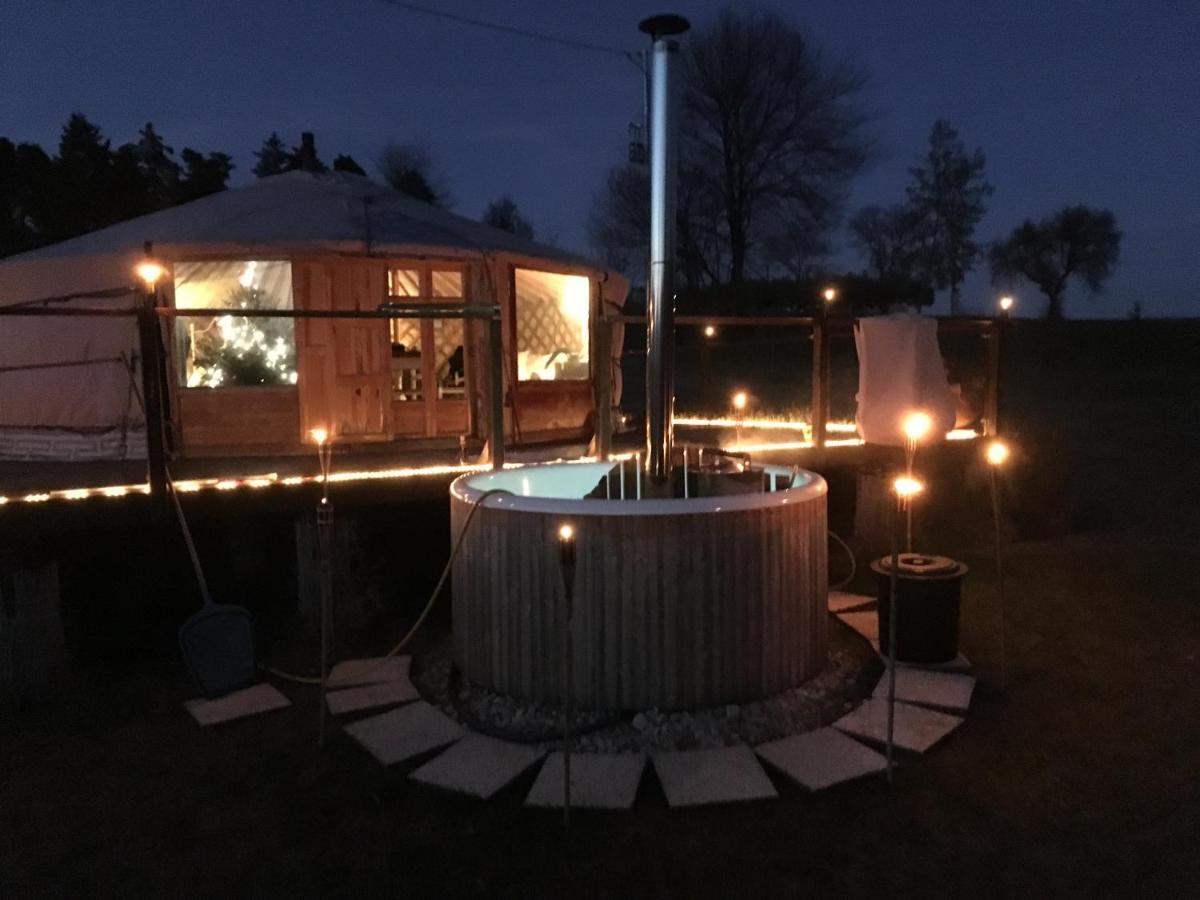 Hotel Glamping Abruzzo - The Yurt à Catignano Extérieur photo